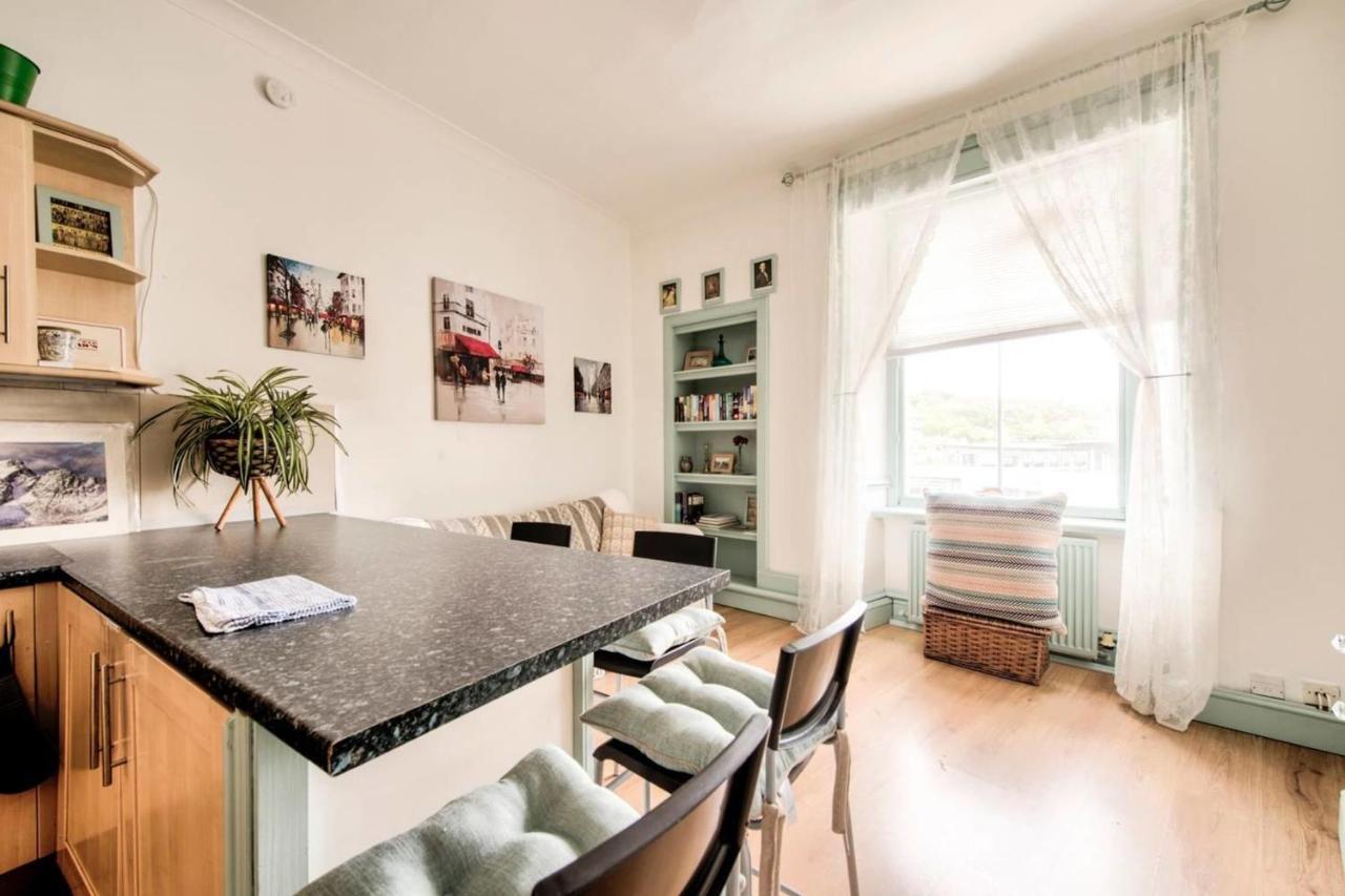 Guestready - Cosy Home 5 Minutes From Waverley! Edinburgh Bagian luar foto