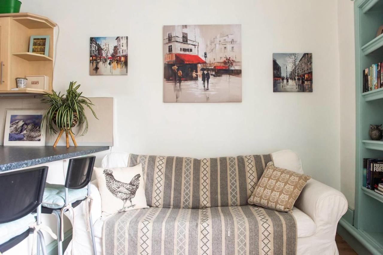 Guestready - Cosy Home 5 Minutes From Waverley! Edinburgh Bagian luar foto