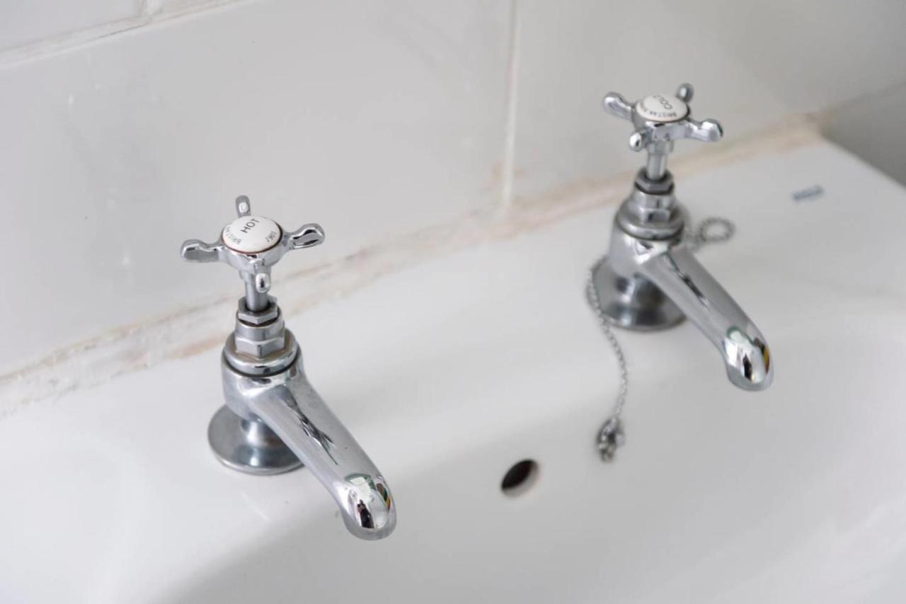 Guestready - Cosy Home 5 Minutes From Waverley! Edinburgh Bagian luar foto